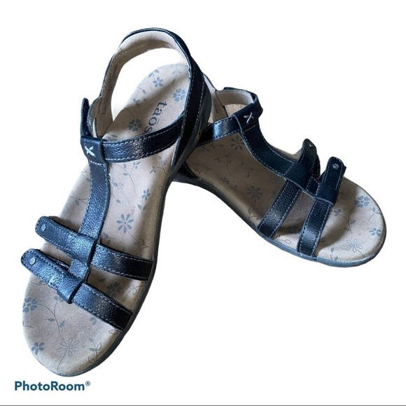 Taos Black Strappy Sandles - Picture 1 of 9
